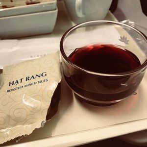 Meet your Posher, Hoang